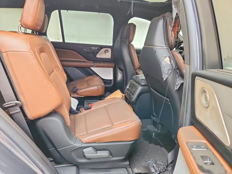 Photo 11 from auction – 2022 LINCOLN AVIATOR with VIN 5LM5J7XC9NGL00588