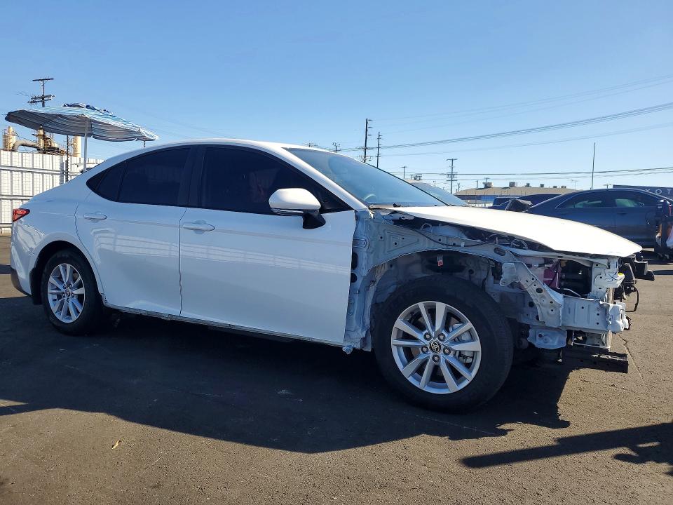 Photo 4 from auction – 2025 TOYOTA CAMRY with VIN 4T1DAACK9SU561922