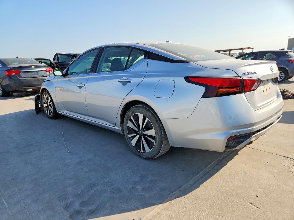 Photo 2 from auction – 2019 NISSAN ALTIMA with VIN 1N4BL4EV9KC168898