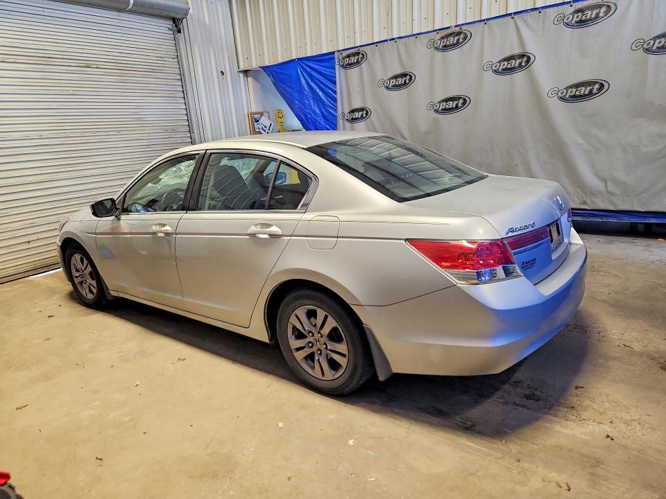 Photo 2 from auction – 2012 HONDA ACCORD with VIN 1HGCP2F61CA115643