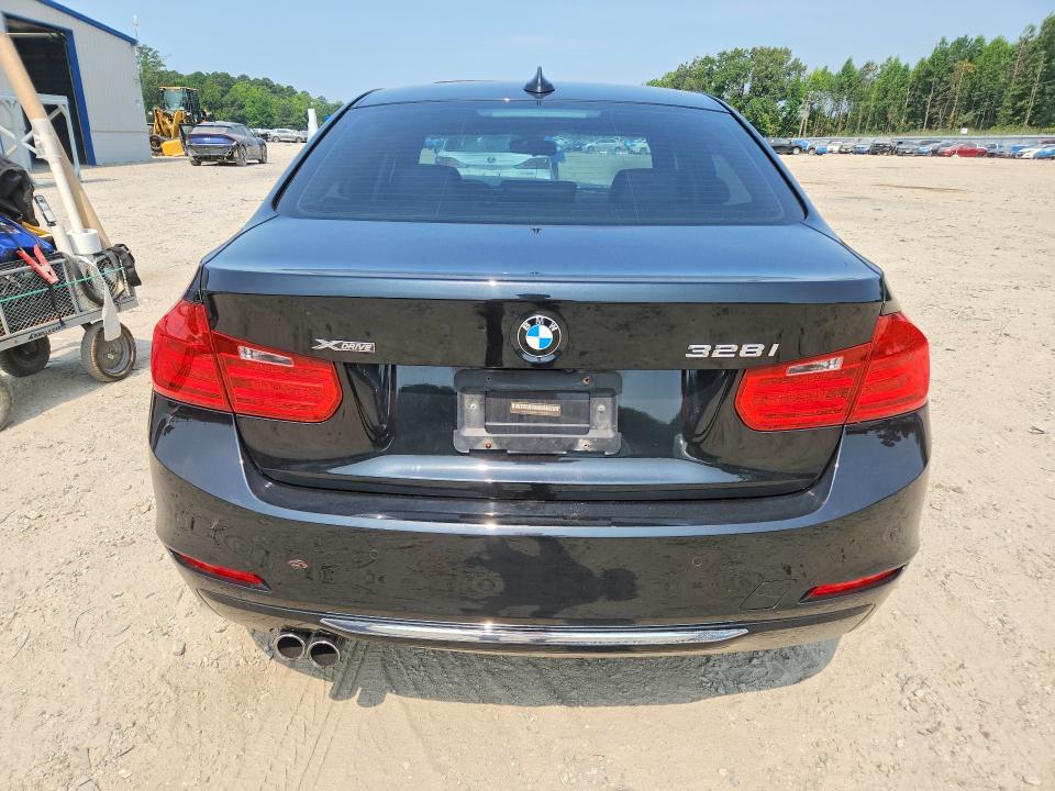 Photo 6 from auction – 2015 BMW 328 with VIN WBA3B3G56FNR88095