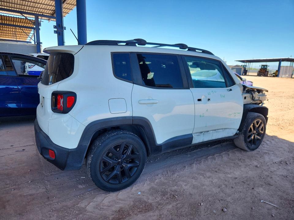Photo 3 from auction – 2017 JEEP RENEGADE with VIN ZACCJBBB8HPG26731