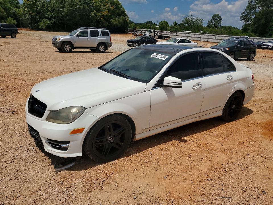 Photo 1 from auction – 2013 MERCEDES-BENZ C with VIN WDDGF4HB5DA835141