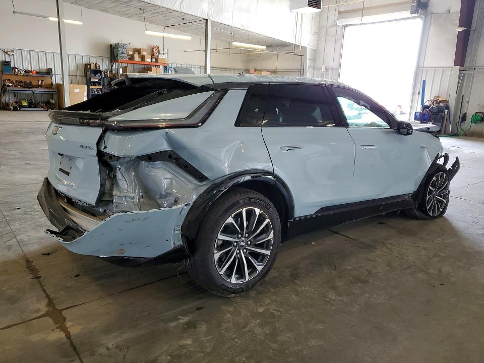 Photo 3 from auction – 2024 CADILLAC LYRIQ with VIN 1GYKPTRL9RZ122166
