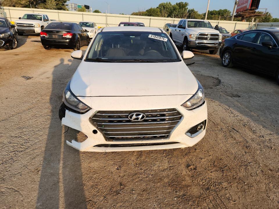 Photo 5 from auction – 2022 HYUNDAI ACCENT with VIN 3KPC24A67NE173871
