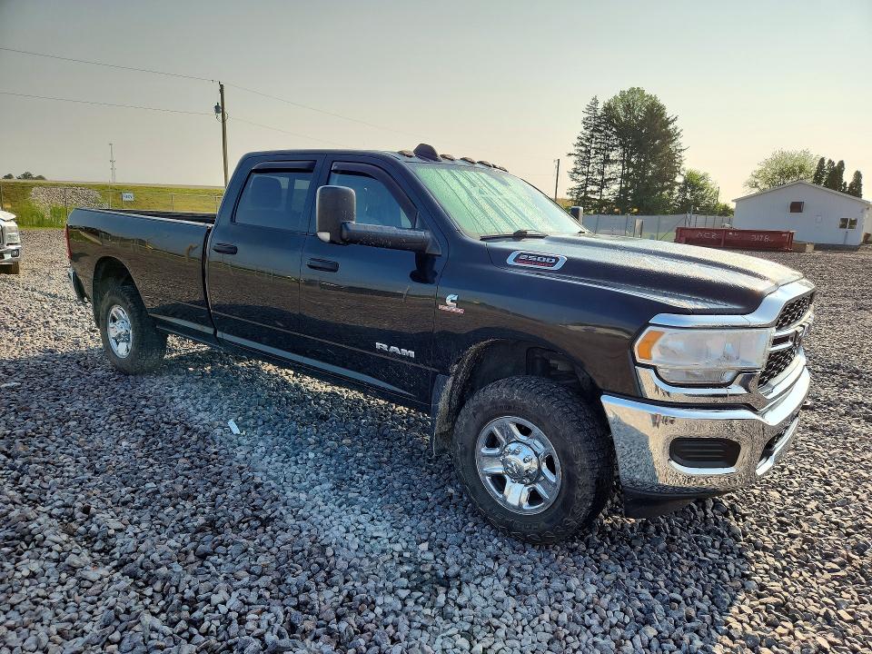 Photo 4 from auction – 2020 RAM 2500 with VIN 3C6UR5HL2LG264329