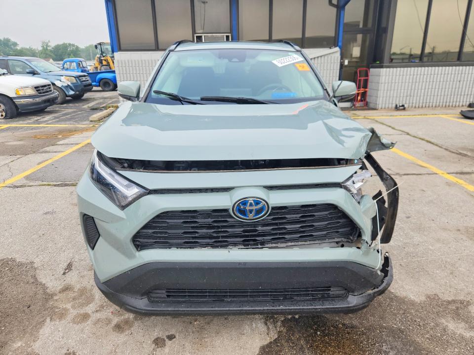Photo 5 from auction – 2022 TOYOTA RAV4 with VIN 4T3RWRFV9NU053957