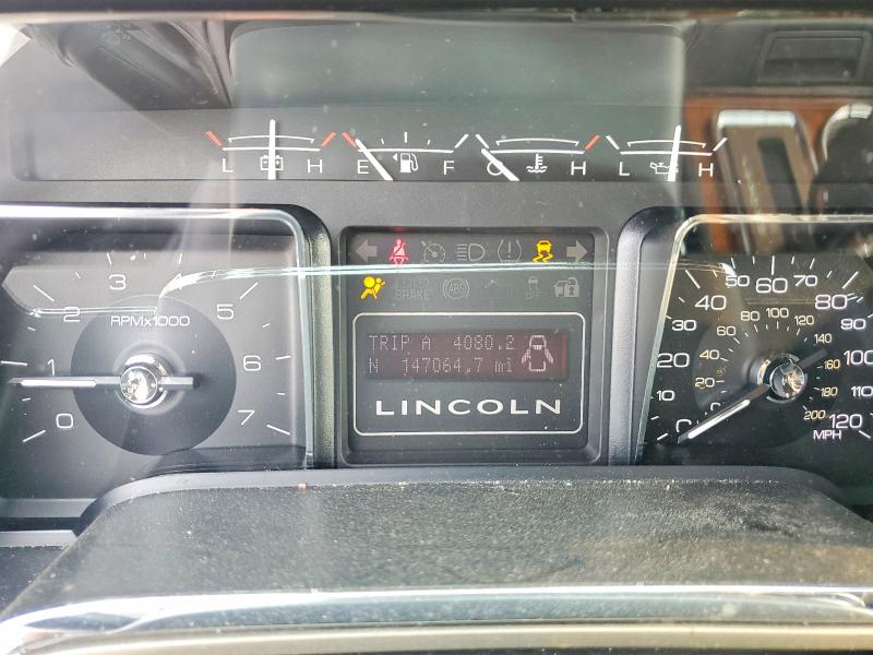 Photo 9 from auction – 2013 LINCOLN NAVIGATOR with VIN 5LMJJ2J57DEL00319