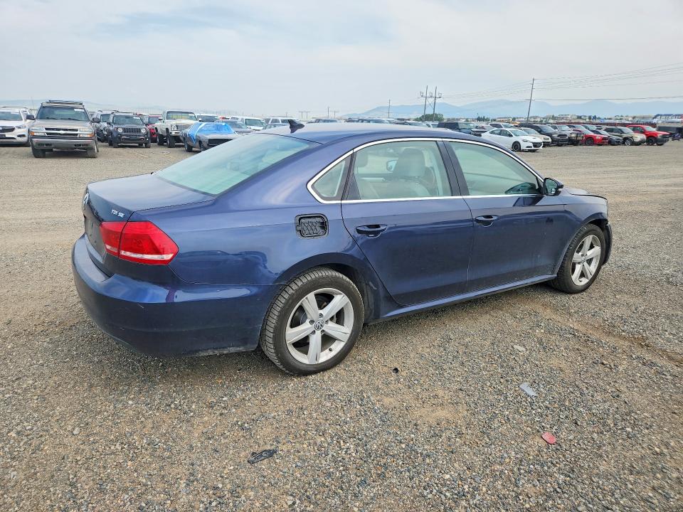 Photo 3 from auction – 2013 VOLKSWAGEN PASSAT with VIN 1VWBN7A31DC119897