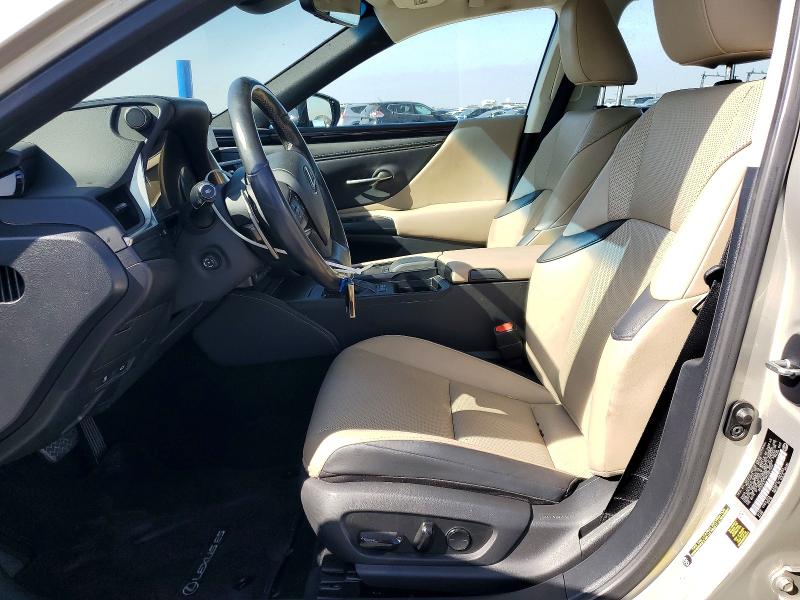 Photo 7 from auction – 2021 LEXUS ES with VIN 58ADA1C15MU001849