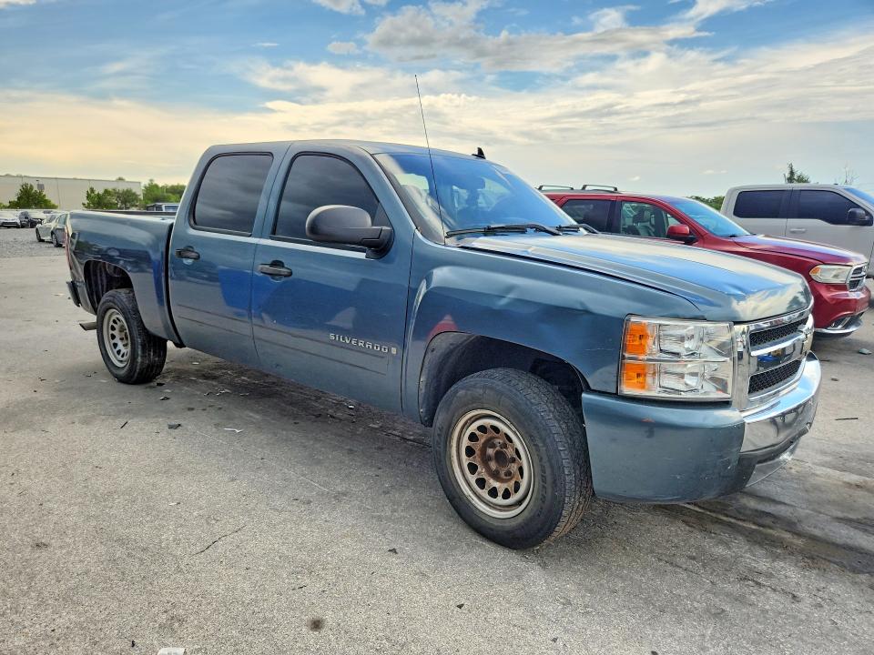 Foto 4 de la subasta – 2007 CHEVROLET SILVERADO con VIN 2GCEC13C971717942