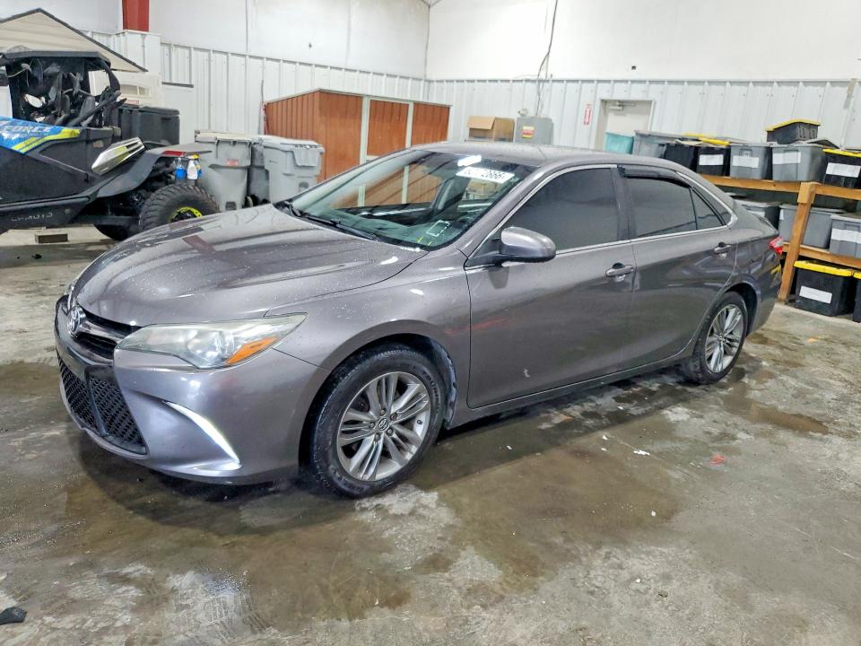 TOYOTA CAMRY 2016 with VIN 4T1BF1FK5GU134930 - Photo from auction
