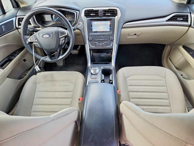 Zdjęcie 8 z aukcji – 2019 FORD FUSION z VIN 3FA6P0LU5KR188558