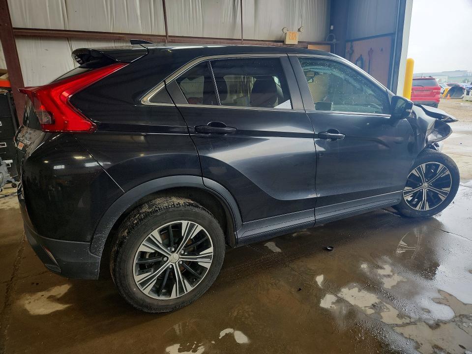 Photo 3 from auction – 2018 MITSUBISHI ECLIPSE CROSS with VIN JA4AT4AA6JZ617341