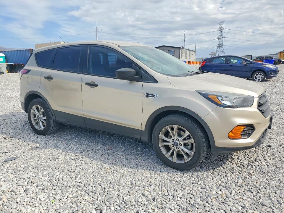 Photo 4 from auction – 2018 FORD ESCAPE with VIN 1FMCU0F76JUA24296