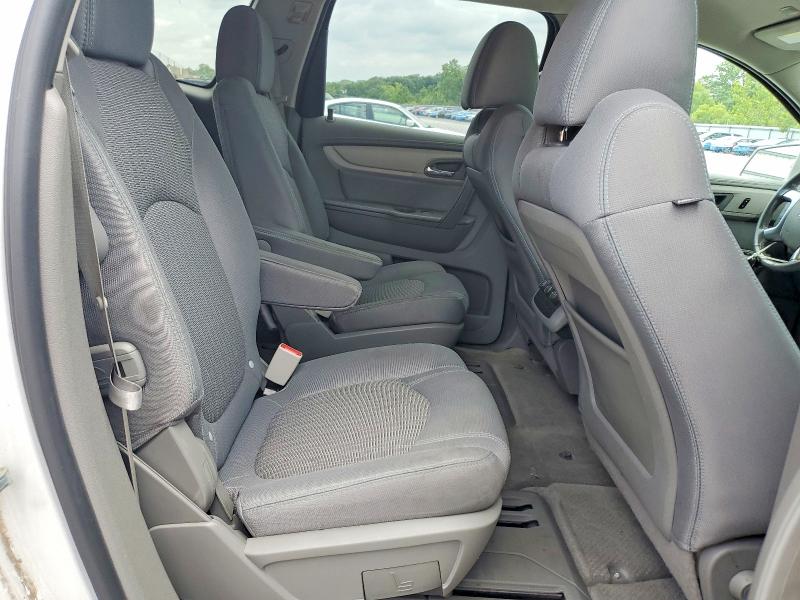 Photo 11 from auction – 2017 CHEVROLET TRAVERSE with VIN 1GNKRGKD4HJ327747