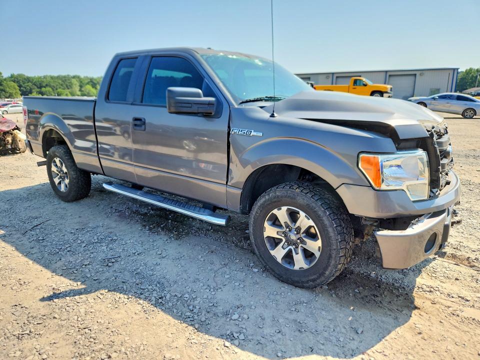 Photo 4 from auction – 2013 FORD F150 with VIN 1FTFX1EF1DKF40489