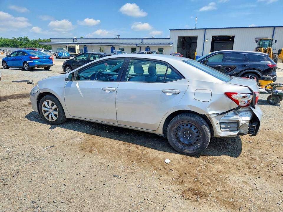 Photo 2 from auction – 2016 TOYOTA COROLLA with VIN 5YFBURHE9GP446097