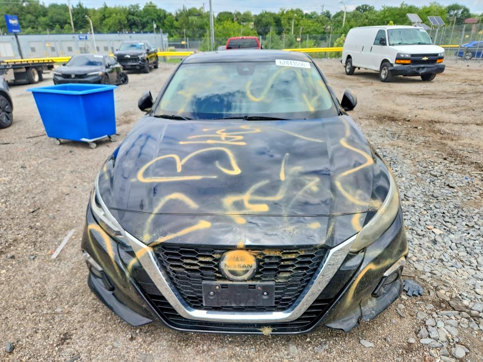 Photo 5 from auction – 2019 NISSAN ALTIMA with VIN 1N4BL4EV9KC207229