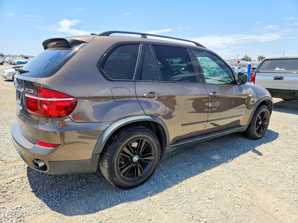 Photo 3 from auction – 2012 BMW X5 with VIN 5UXZW0C56CL667122