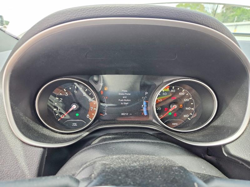 Photo 9 from auction – 2021 JEEP COMPASS with VIN 3C4NJDEB8MT596309