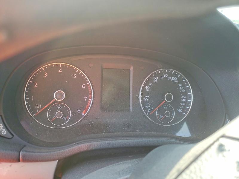 Photo 9 from auction – 2013 VOLKSWAGEN PASSAT with VIN 1VWAP7A33DC031892