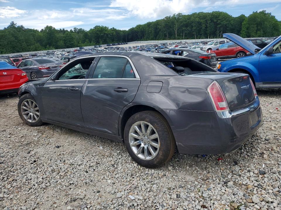 Photo 2 from auction – 2013 CHRYSLER 300 with VIN 2C3CCAAG5DH684989