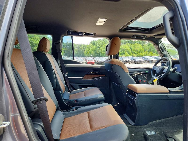 Photo 11 from auction – 2024 LEXUS GX 550 with VIN JTJTBCDX5R5033671
