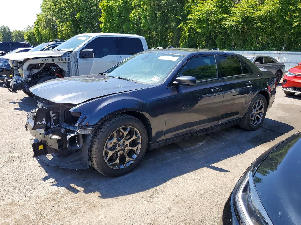 CHRYSLER 300 2016 with VIN 2C3CCAGG1GH270796 - Photo from auction