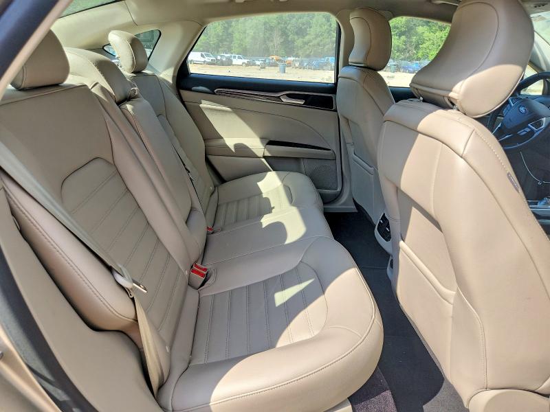 Photo 10 from auction – 2017 FORD FUSION with VIN 3FA6P0H94HR332176