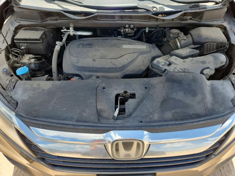 Photo 12 from auction – 2019 HONDA ODYSSEY with VIN 5FNRL6H78KB035652
