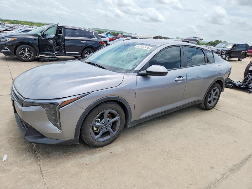 KIA K4 2025 with VIN 3KPFT4DE1SE009900 - Photo from auction