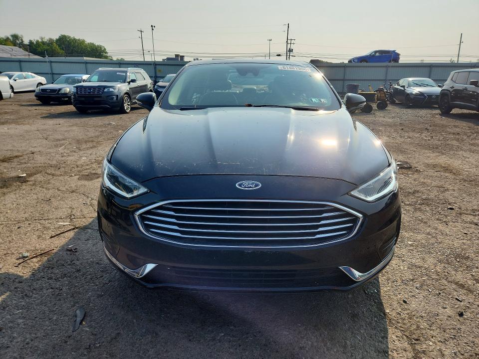 Photo 5 from auction – 2019 FORD FUSION with VIN 3FA6P0CD1KR245290