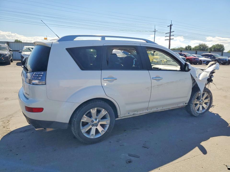 Photo 3 from auction – 2008 MITSUBISHI OUTLANDER with VIN JA4LT31W68Z013202