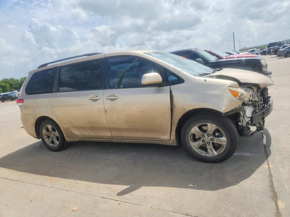 Photo 4 from auction – 2011 TOYOTA SIENNA with VIN 5TDKK3DC6BS089484