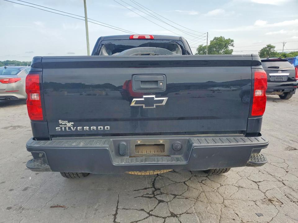 Photo 6 from auction – 2018 CHEVROLET SILVERADO with VIN 1GCRCNEH5JZ168207