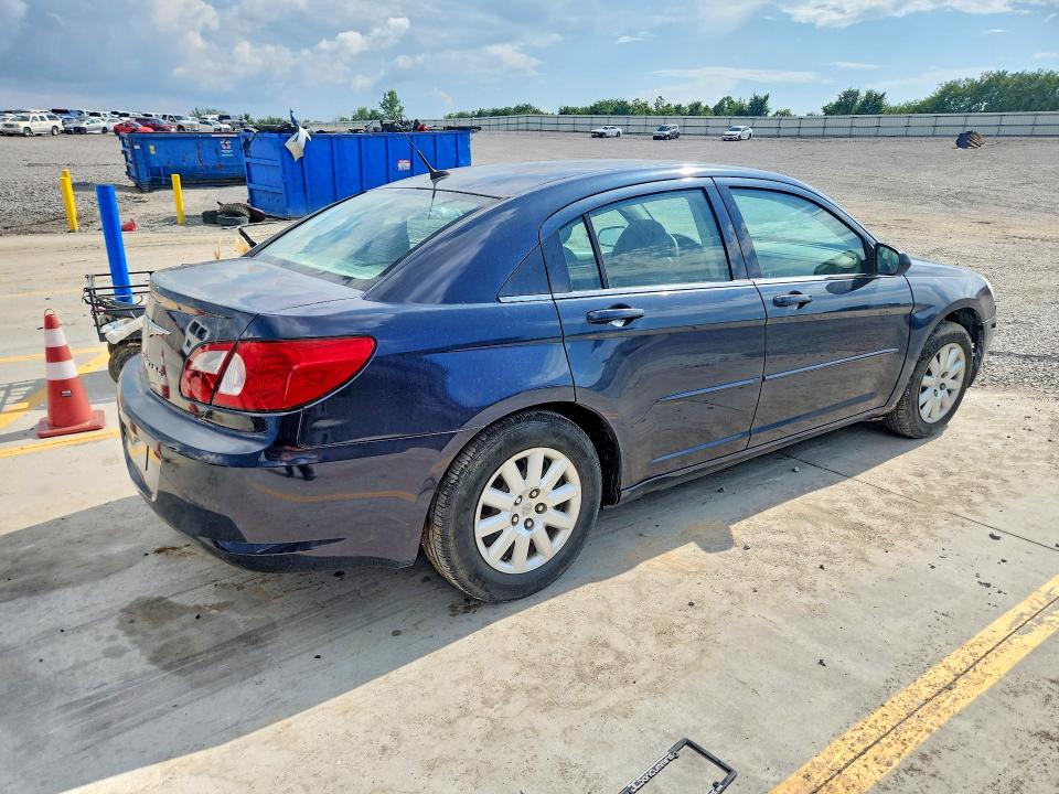 Photo 3 from auction – 2008 CHRYSLER SEBRING with VIN 1C3LC46K58N211878