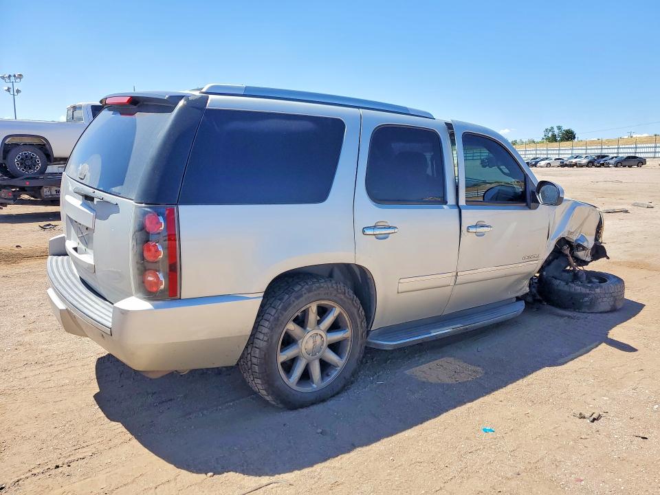 Photo 3 from auction – 2012 GMC YUKON with VIN 1GKS2EEF7CR133887