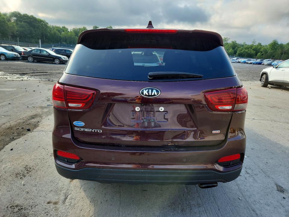 Photo 6 from auction – 2019 KIA SORENTO with VIN 5XYPGDA31KG565462