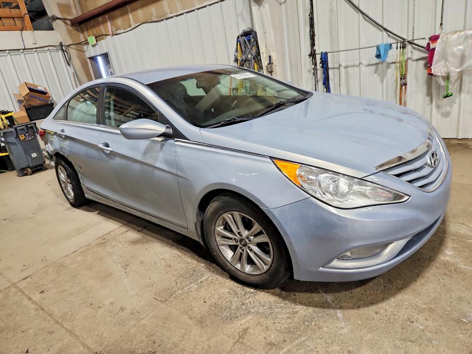 Photo 4 from auction – 2013 HYUNDAI SONATA with VIN 5NPEB4ACXDH532347