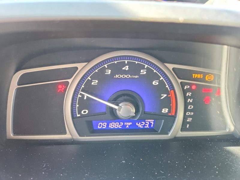Photo 9 from auction – 2010 HONDA CIVIC with VIN 19XFA1F5XAE013251