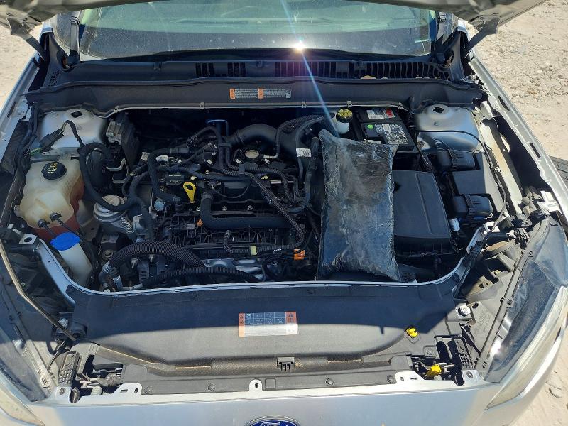 Photo 11 from auction – 2019 FORD FUSION with VIN 3FA6P0HD9KR170332