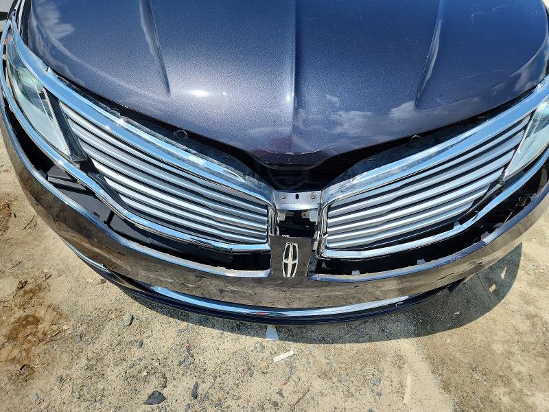 Photo 9 from auction – 2014 LINCOLN MKZ with VIN 3LN6L2G92ER835151