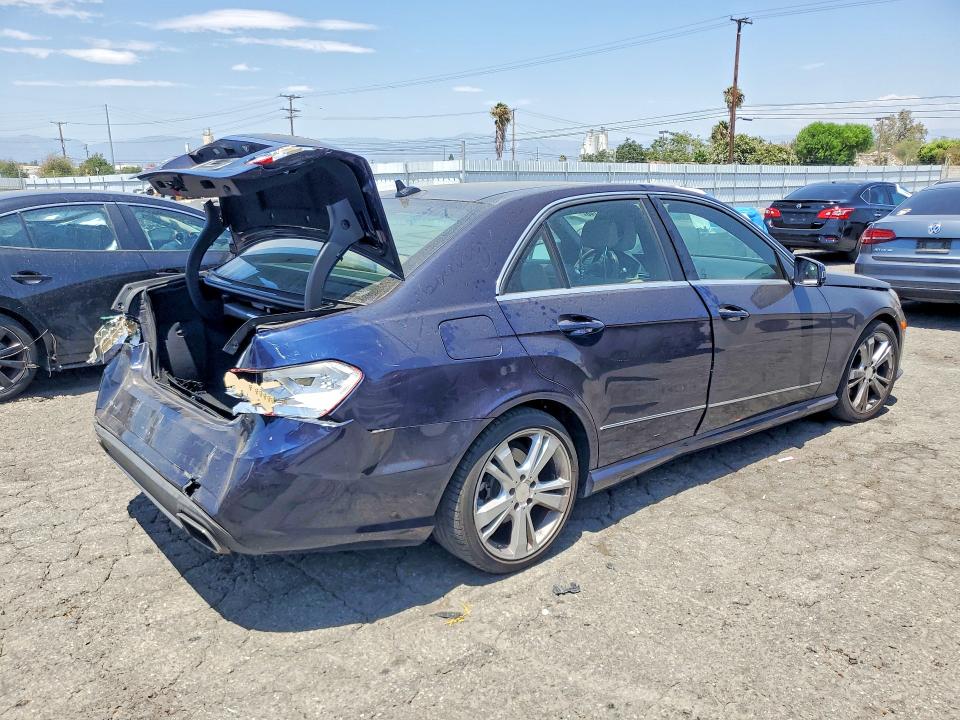 Photo 3 from auction – 2013 MERCEDES-BENZ E with VIN WDDHF5KB8DA674982