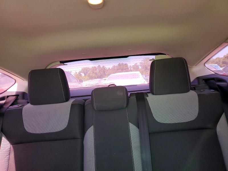 Photo 10 from auction – 2014 FORD FOCUS with VIN 1FADP3K2XEL168253