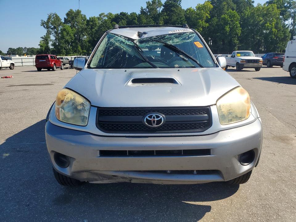 Фото 5 с аукциона – 2004 TOYOTA RAV4 с VIN JTEHD20V646022162