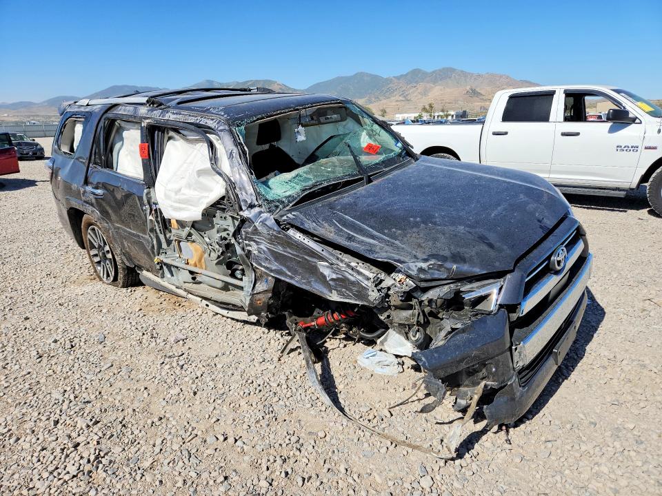 Photo 4 from auction – 2022 TOYOTA 4RUNNER with VIN JTEKU5JRXN6036804