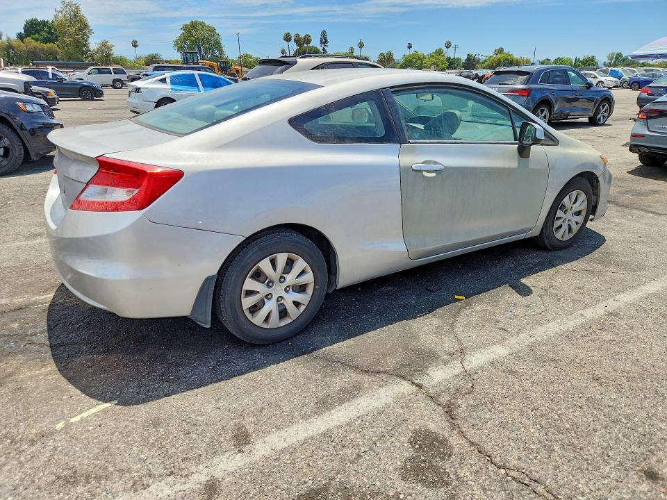Photo 3 from auction – 2012 HONDA CIVIC with VIN 2HGFG3B55CH543796