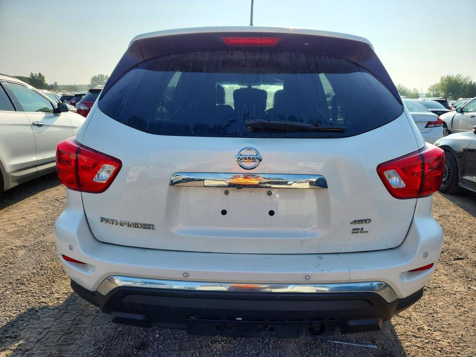 Photo 6 from auction – 2017 NISSAN PATHFINDER with VIN 5N1DR2MM7HC606059