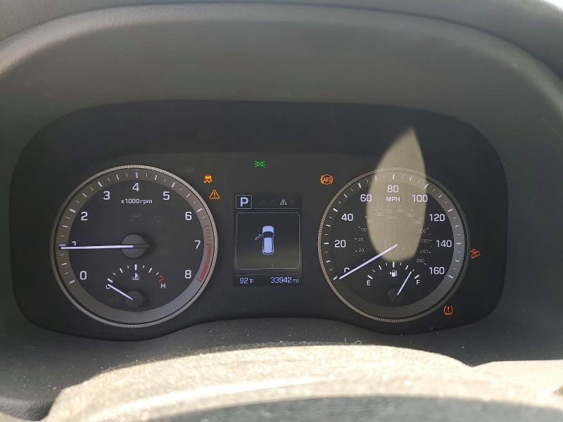 Photo 9 from auction – 2017 HYUNDAI TUCSON with VIN KM8J33A23HU533764